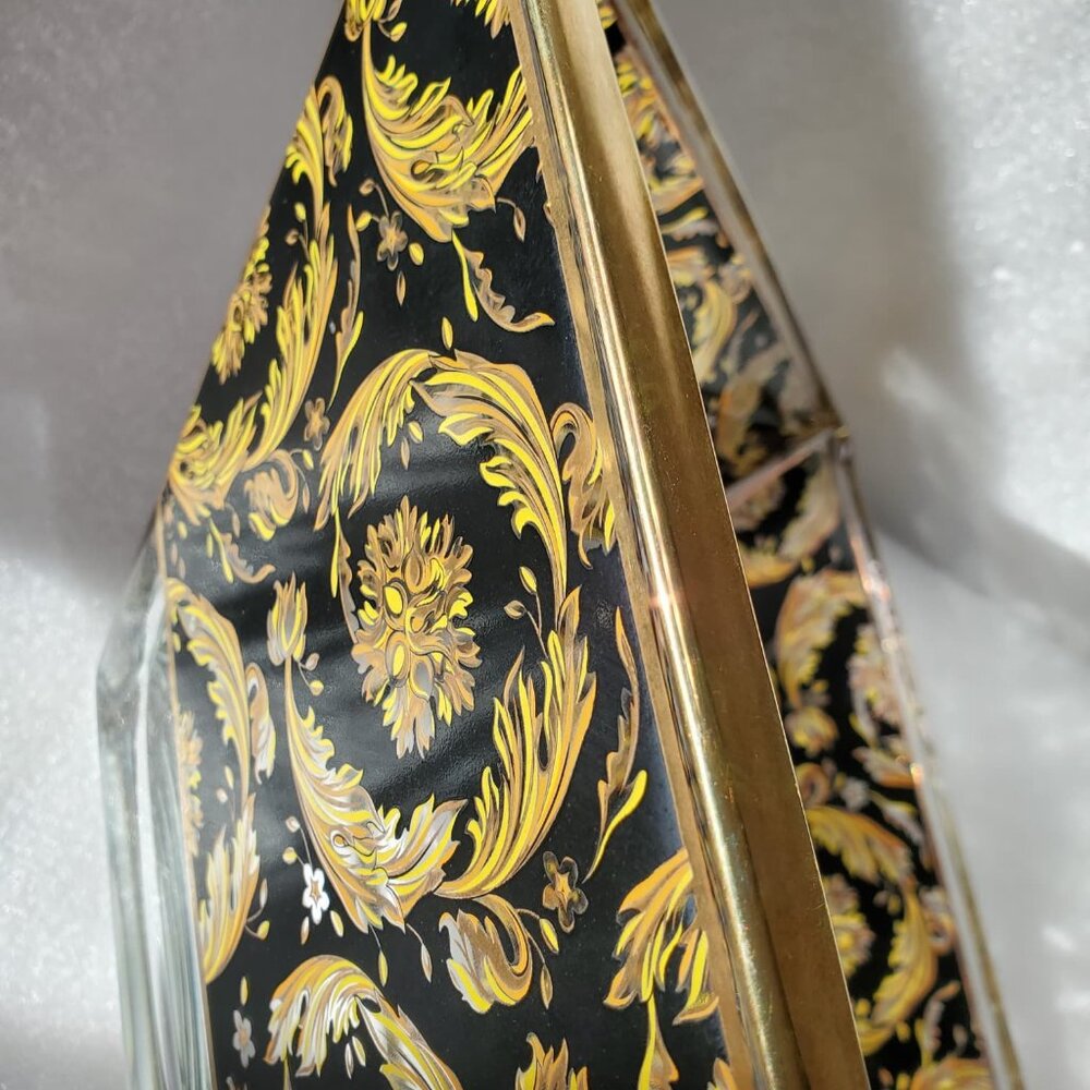Stylish Squared Heavy Glass Bowl - Picture 5 of 8